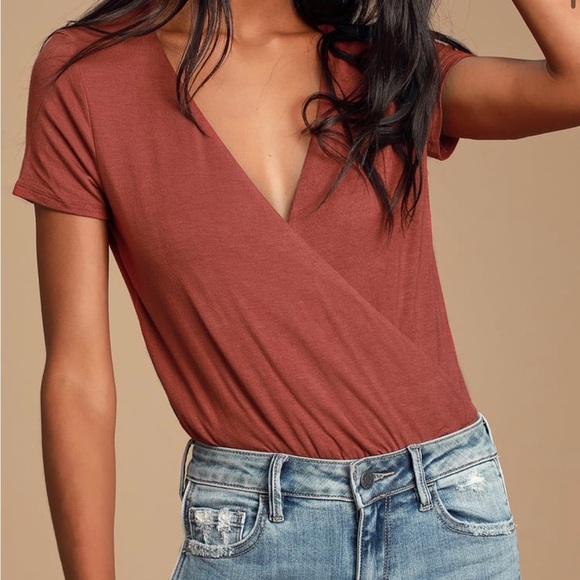Lulus Tops - Lulus Marren Rust Red Short Sleeve Surplice Bodysuit size medium
